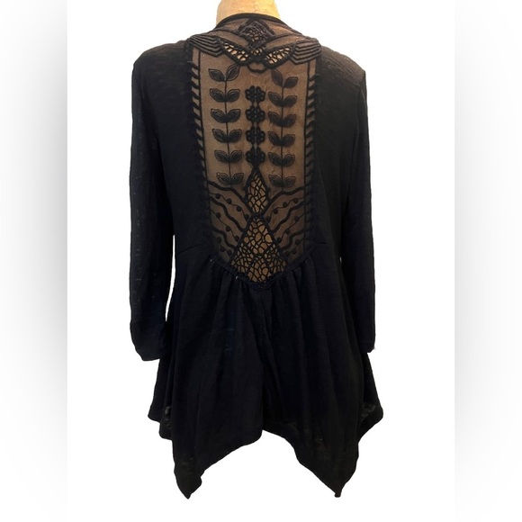 Maurices Tops - NWT Maurice’s Black Lace Over Shirt 3/4 Sleeve S
